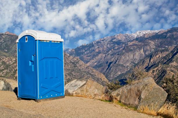 Best Porta potty rental near me  in Desert Edge, CA